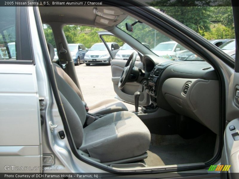 Brilliant Aluminum / Charcoal 2005 Nissan Sentra 1.8 S