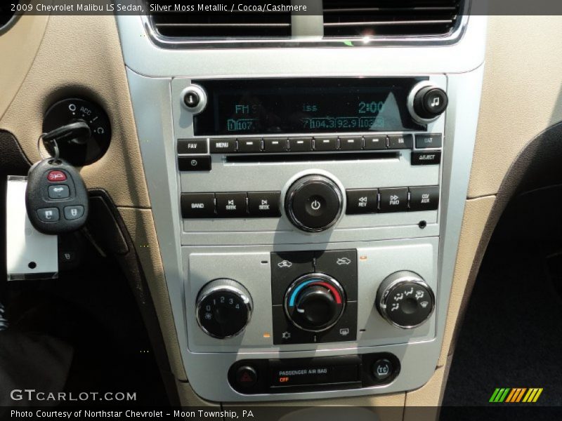 Silver Moss Metallic / Cocoa/Cashmere 2009 Chevrolet Malibu LS Sedan