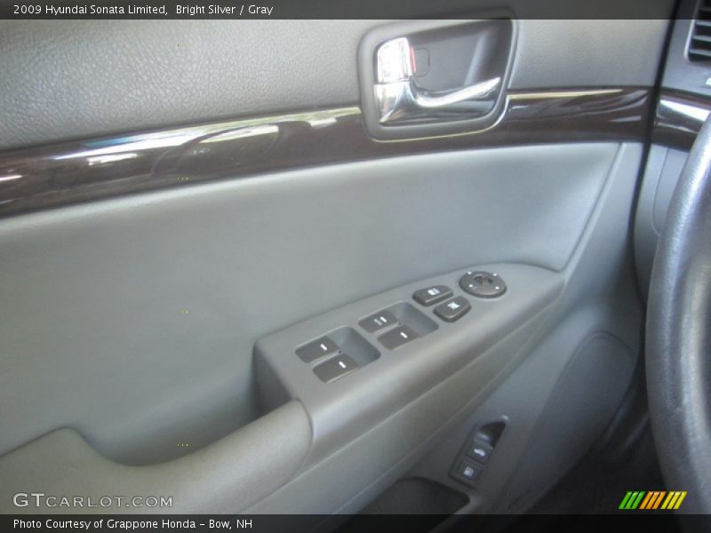 Bright Silver / Gray 2009 Hyundai Sonata Limited