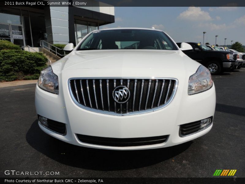 Summit White / Ebony 2011 Buick Regal CXL