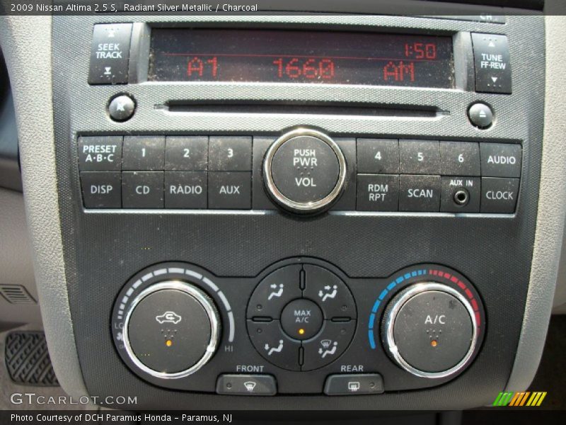 Radiant Silver Metallic / Charcoal 2009 Nissan Altima 2.5 S