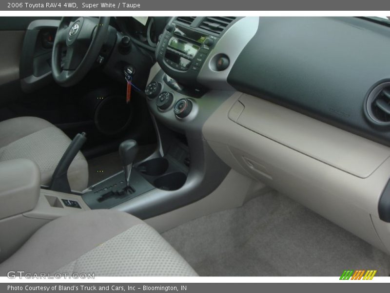 Super White / Taupe 2006 Toyota RAV4 4WD