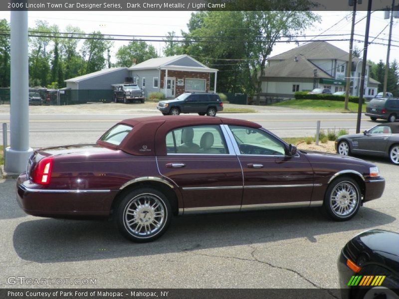 Dark Cherry Metallic / Light Camel 2006 Lincoln Town Car Designer Series