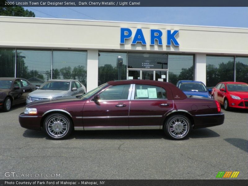 Dark Cherry Metallic / Light Camel 2006 Lincoln Town Car Designer Series