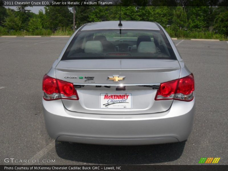 Silver Ice Metallic / Medium Titanium 2011 Chevrolet Cruze ECO