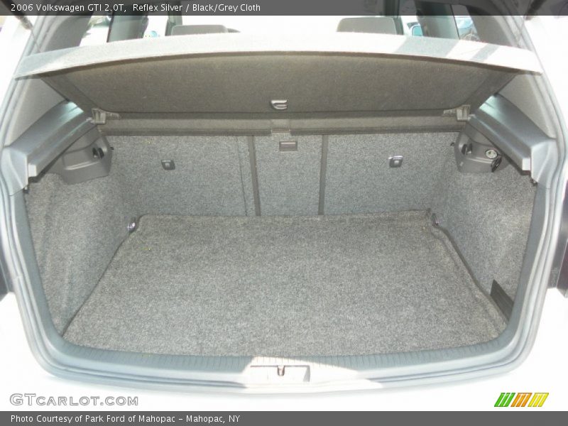 Reflex Silver / Black/Grey Cloth 2006 Volkswagen GTI 2.0T