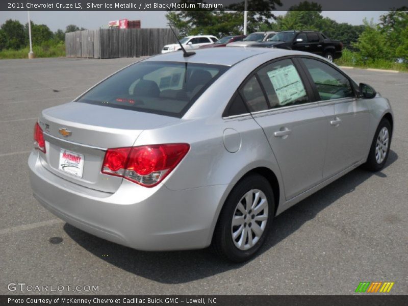 Silver Ice Metallic / Jet Black/Medium Titanium 2011 Chevrolet Cruze LS