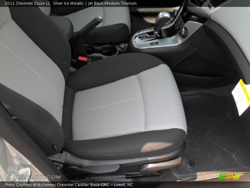 Silver Ice Metallic / Jet Black/Medium Titanium 2011 Chevrolet Cruze LS