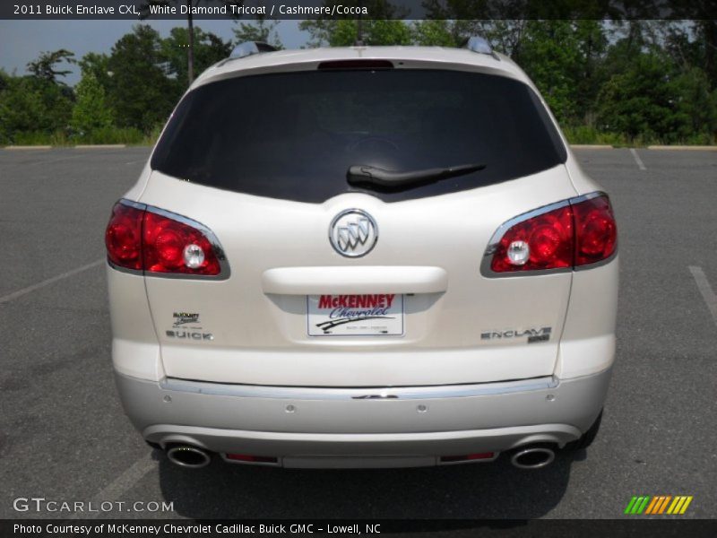 White Diamond Tricoat / Cashmere/Cocoa 2011 Buick Enclave CXL