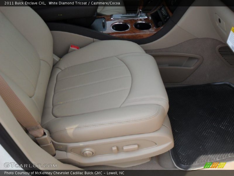 White Diamond Tricoat / Cashmere/Cocoa 2011 Buick Enclave CXL