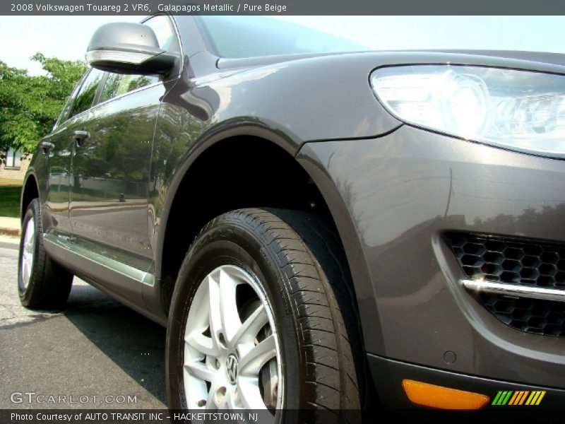 Galapagos Metallic / Pure Beige 2008 Volkswagen Touareg 2 VR6