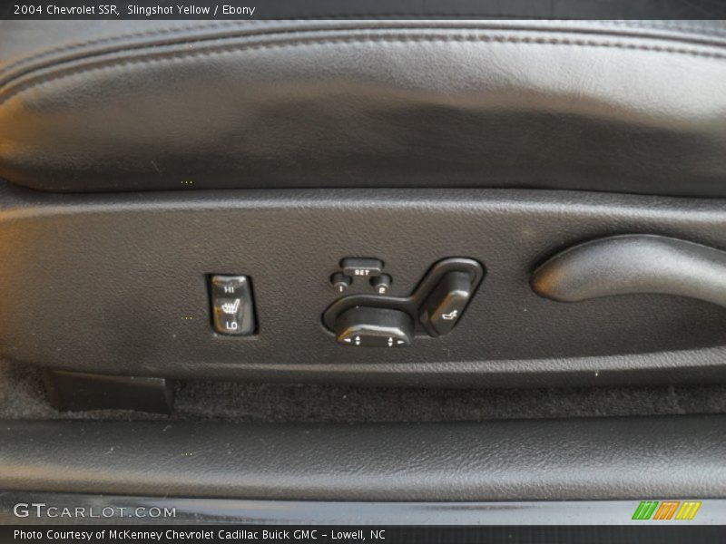 Slingshot Yellow / Ebony 2004 Chevrolet SSR