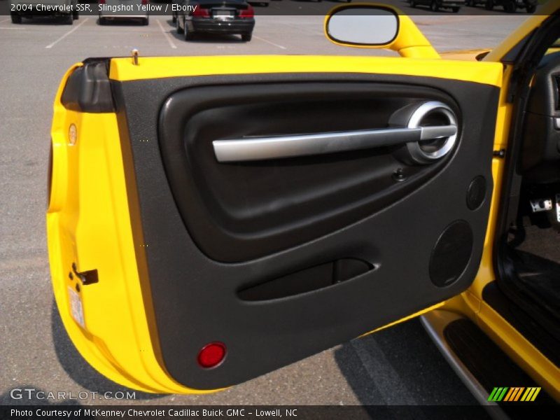 Slingshot Yellow / Ebony 2004 Chevrolet SSR