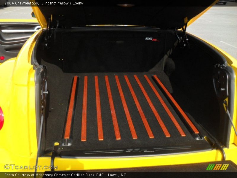 Slingshot Yellow / Ebony 2004 Chevrolet SSR