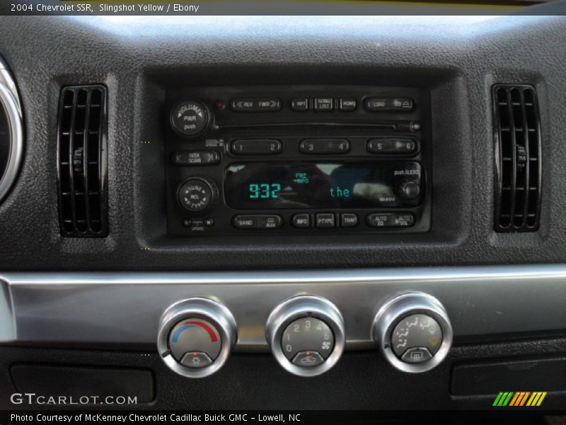 Slingshot Yellow / Ebony 2004 Chevrolet SSR