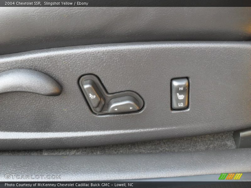 Slingshot Yellow / Ebony 2004 Chevrolet SSR