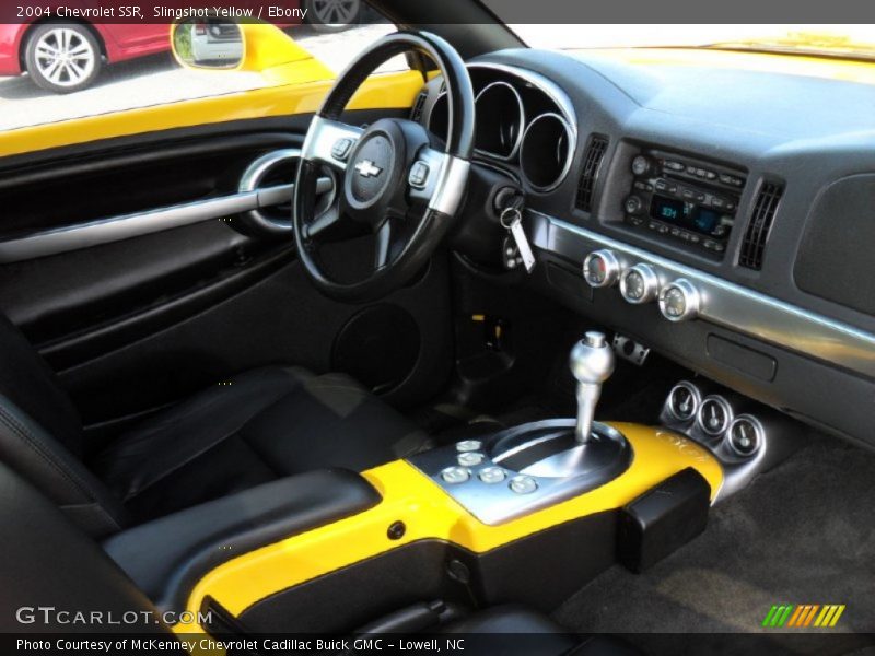 Slingshot Yellow / Ebony 2004 Chevrolet SSR