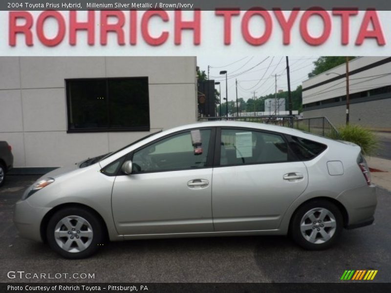 Millenium Silver Metallic / Brown/Ivory 2004 Toyota Prius Hybrid