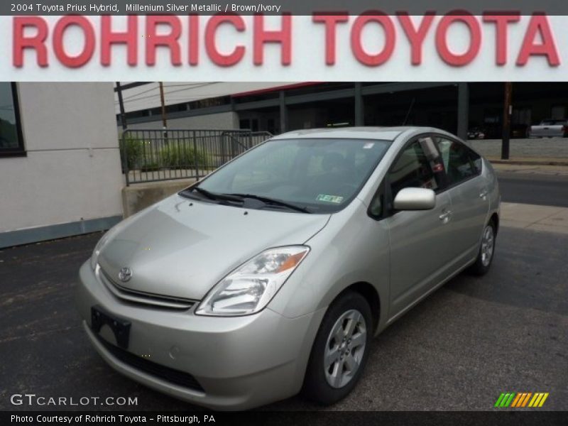 Millenium Silver Metallic / Brown/Ivory 2004 Toyota Prius Hybrid