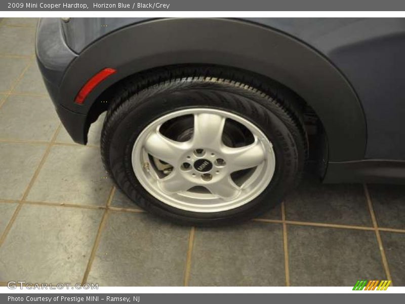 Horizon Blue / Black/Grey 2009 Mini Cooper Hardtop