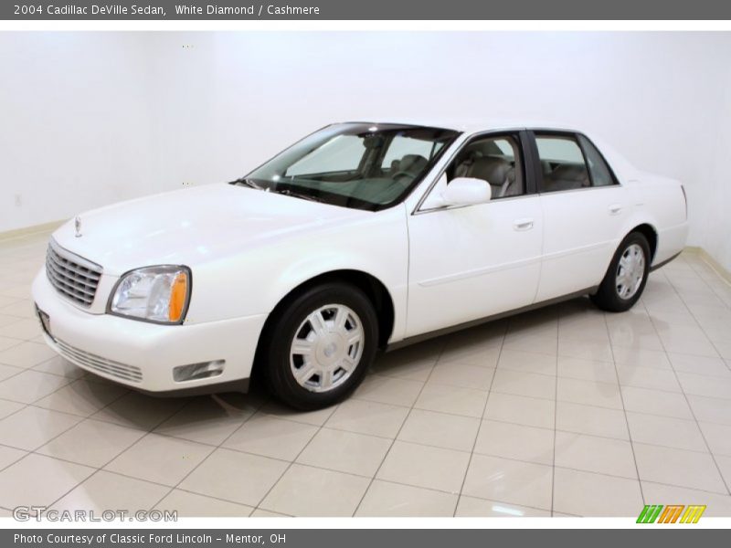 White Diamond / Cashmere 2004 Cadillac DeVille Sedan