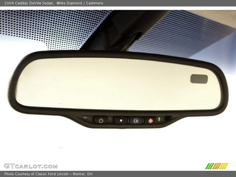 White Diamond / Cashmere 2004 Cadillac DeVille Sedan