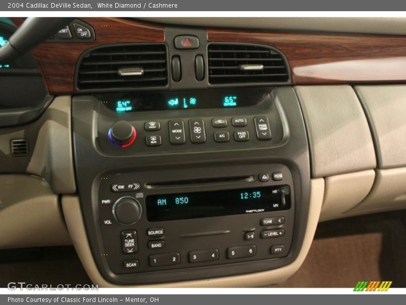 White Diamond / Cashmere 2004 Cadillac DeVille Sedan