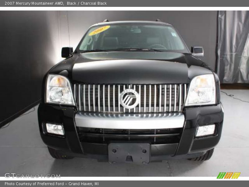 Black / Charcoal Black 2007 Mercury Mountaineer AWD