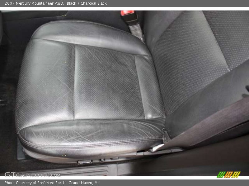 Black / Charcoal Black 2007 Mercury Mountaineer AWD