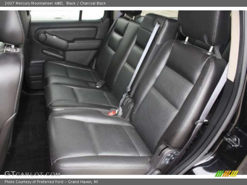 Black / Charcoal Black 2007 Mercury Mountaineer AWD