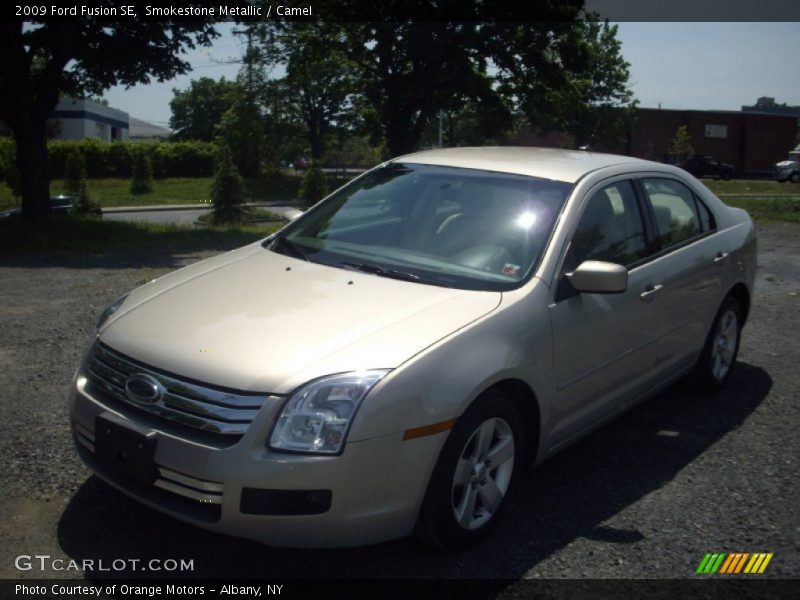 Smokestone Metallic / Camel 2009 Ford Fusion SE