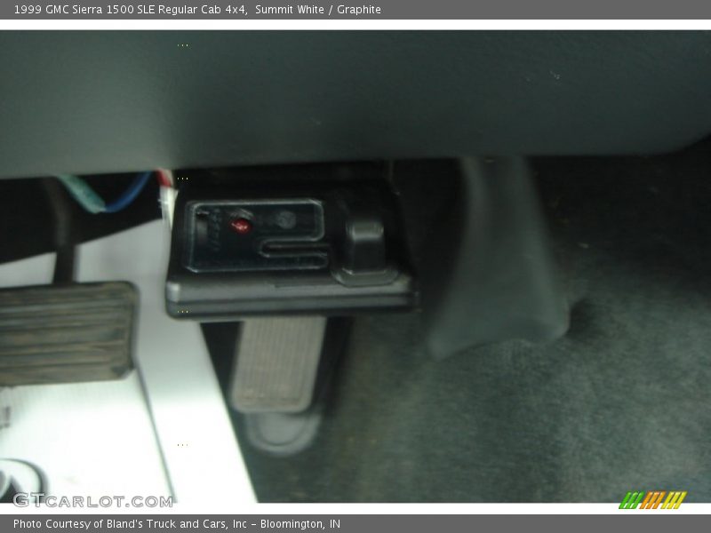 Summit White / Graphite 1999 GMC Sierra 1500 SLE Regular Cab 4x4