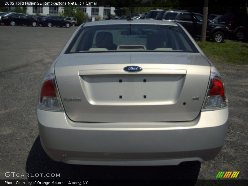 Smokestone Metallic / Camel 2009 Ford Fusion SE