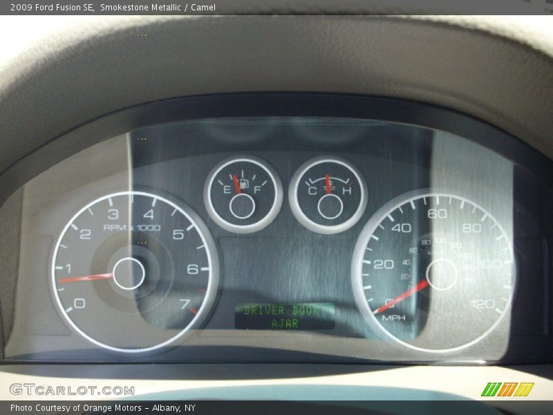 Smokestone Metallic / Camel 2009 Ford Fusion SE