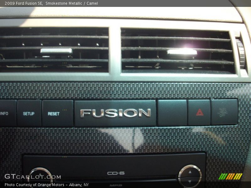 Smokestone Metallic / Camel 2009 Ford Fusion SE