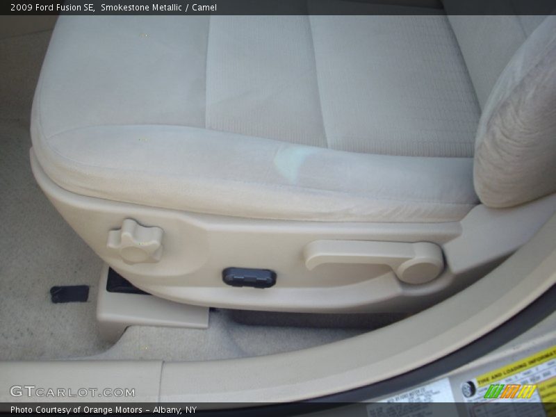 Smokestone Metallic / Camel 2009 Ford Fusion SE