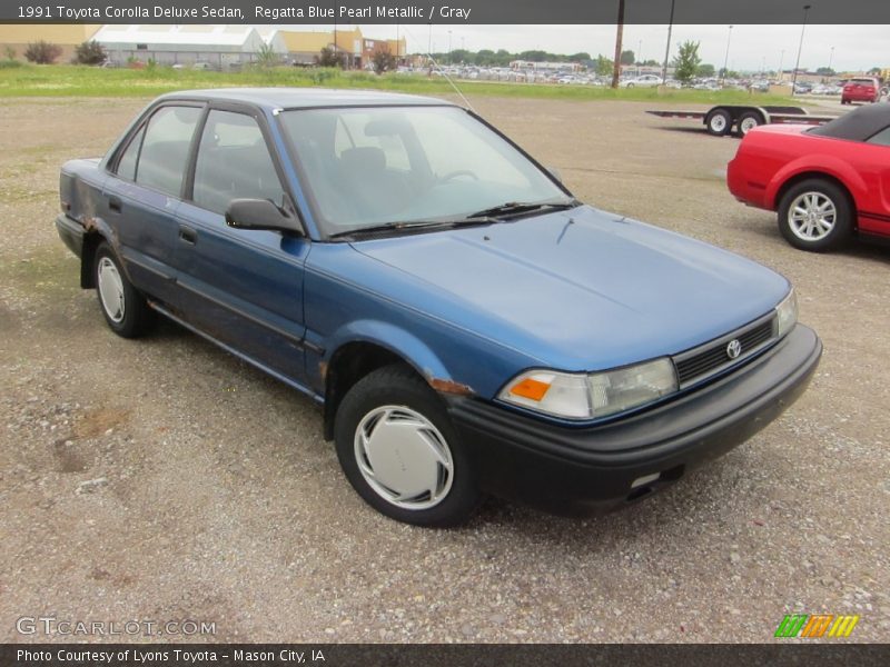 Front 3/4 View of 1991 Corolla Deluxe Sedan