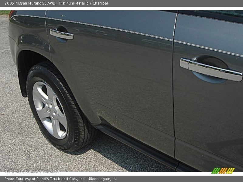 Platinum Metallic / Charcoal 2005 Nissan Murano SL AWD