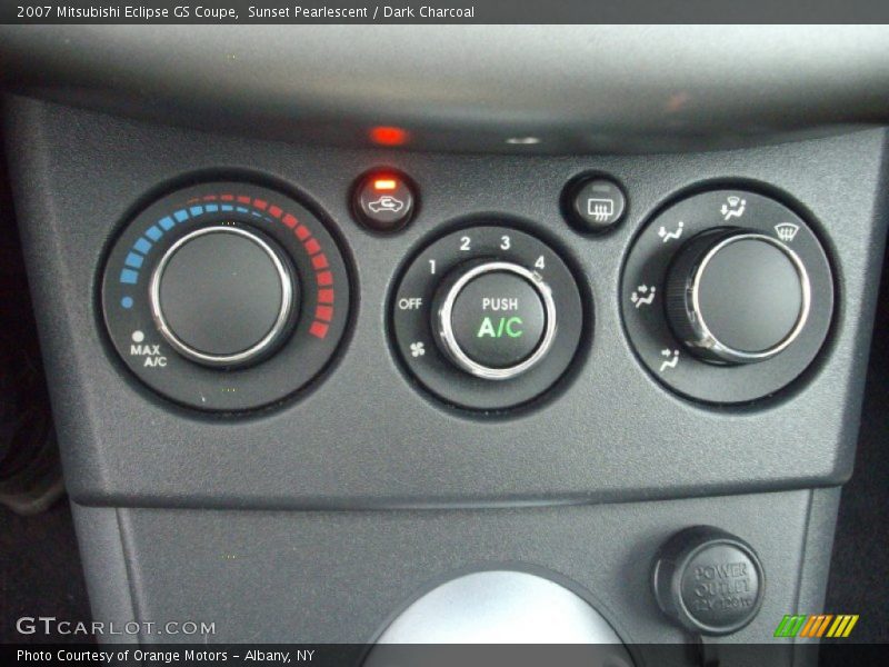 Controls of 2007 Eclipse GS Coupe