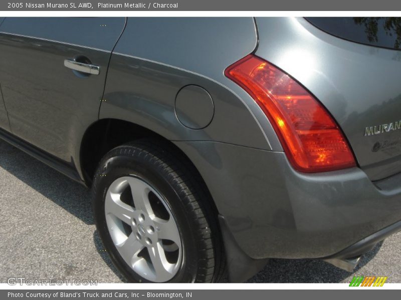 Platinum Metallic / Charcoal 2005 Nissan Murano SL AWD