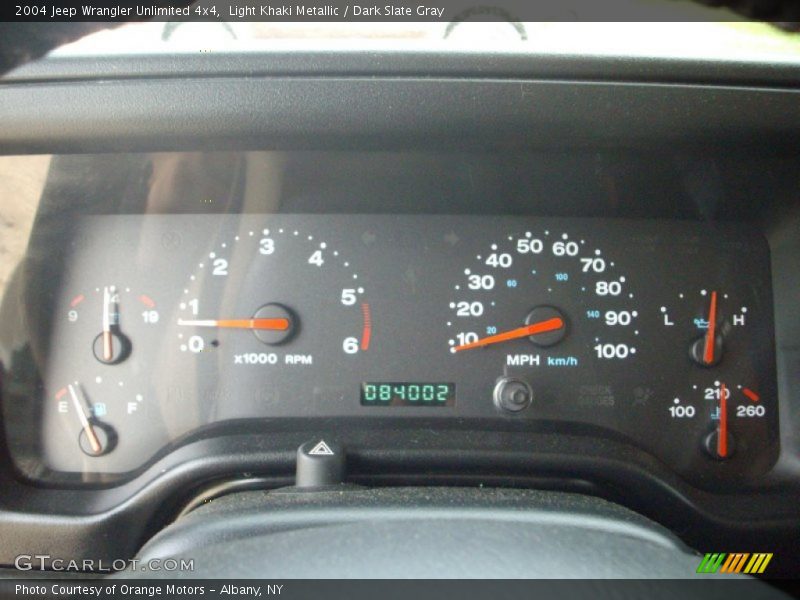 Light Khaki Metallic / Dark Slate Gray 2004 Jeep Wrangler Unlimited 4x4