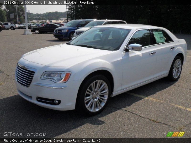 Front 3/4 View of 2011 300 C Hemi