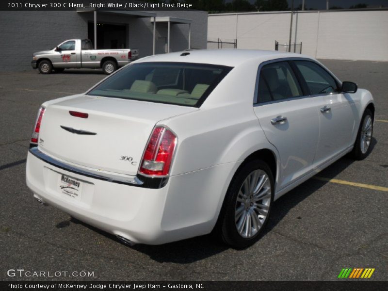 Bright White / Black/Light Frost Beige 2011 Chrysler 300 C Hemi