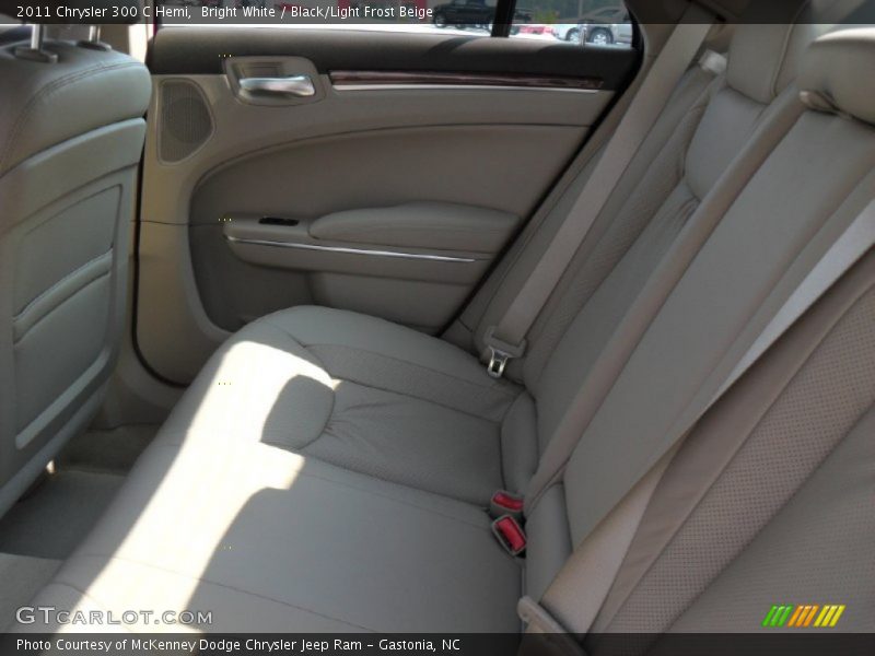 Bright White / Black/Light Frost Beige 2011 Chrysler 300 C Hemi