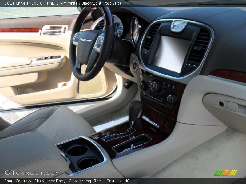  2011 300 C Hemi Black/Light Frost Beige Interior
