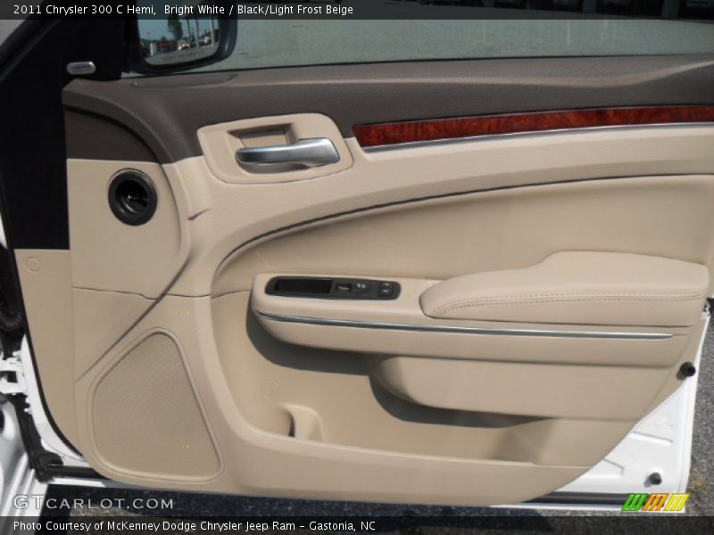 Door Panel of 2011 300 C Hemi