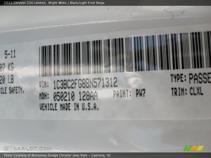 Bright White / Black/Light Frost Beige 2011 Chrysler 200 Limited