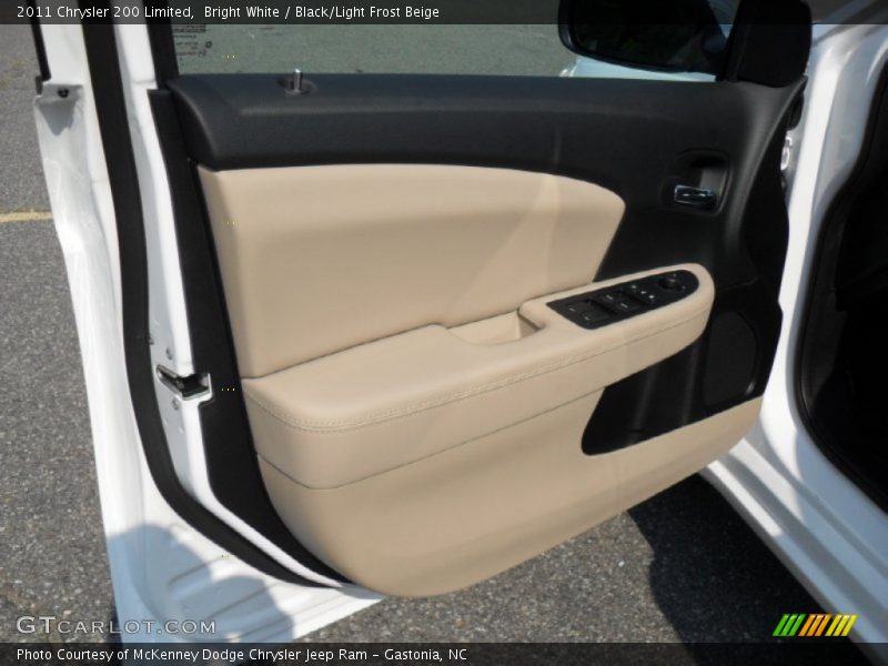 Bright White / Black/Light Frost Beige 2011 Chrysler 200 Limited
