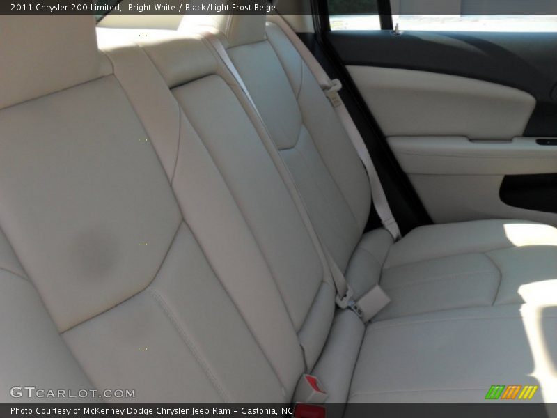 Bright White / Black/Light Frost Beige 2011 Chrysler 200 Limited