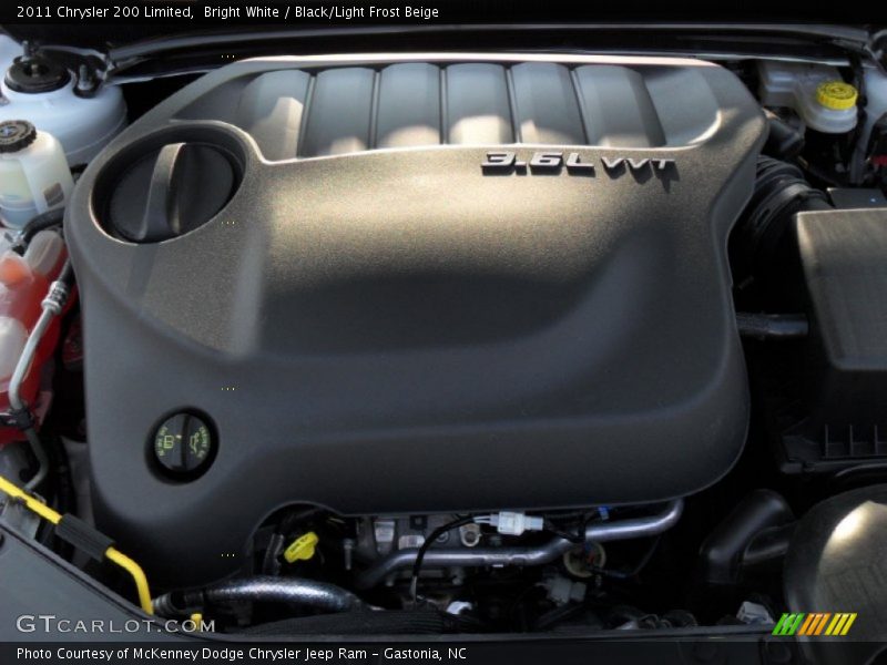 Bright White / Black/Light Frost Beige 2011 Chrysler 200 Limited